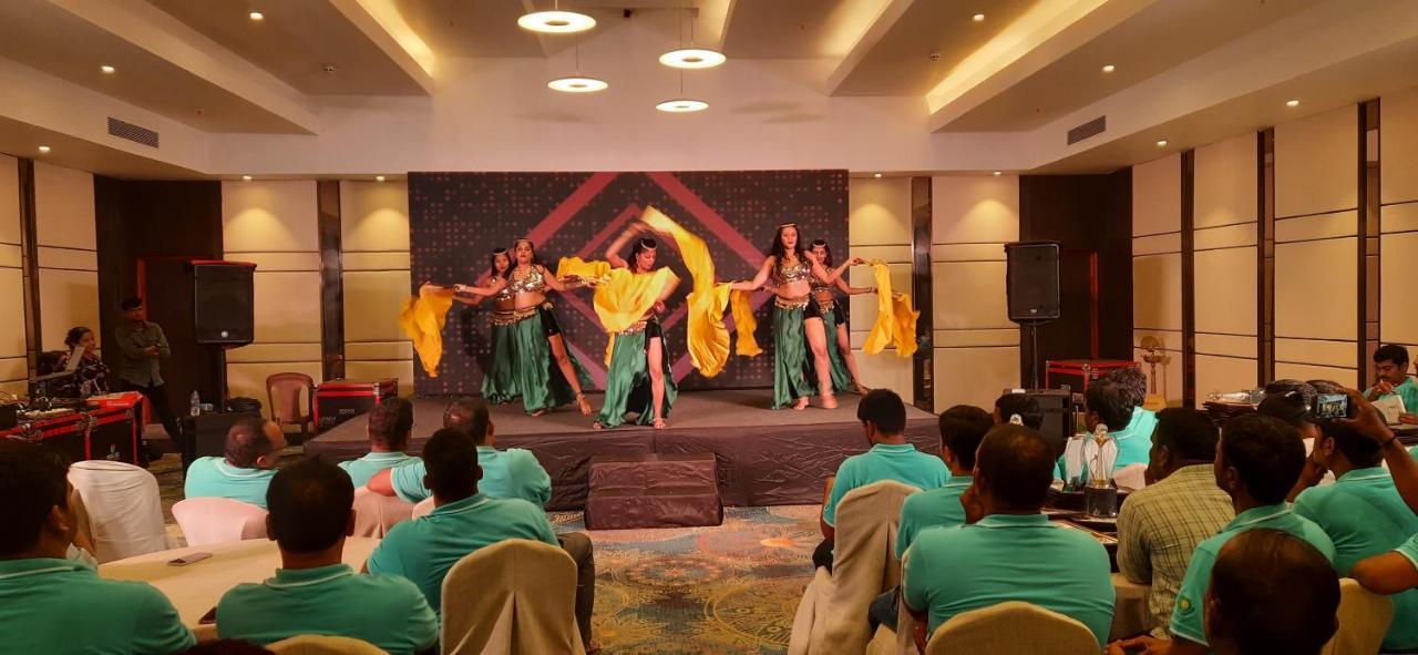 Sea Breeze Max Resort & Spa Madgaon Exterior photo